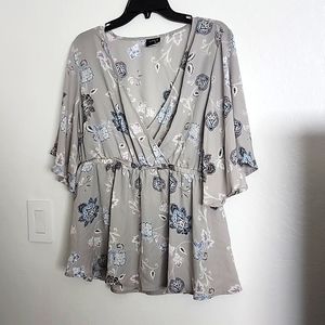 Floral print blouse